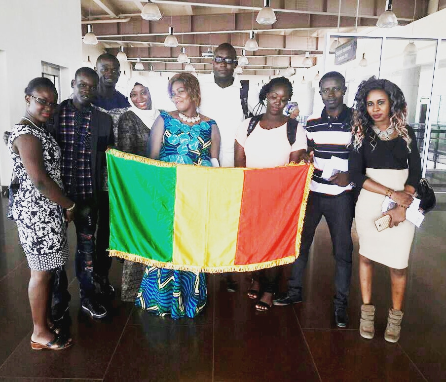 Article : Fatim Toure à Dakar ,le début du commencement :  Dakar stress, Dakar peur et Dakar excitation .